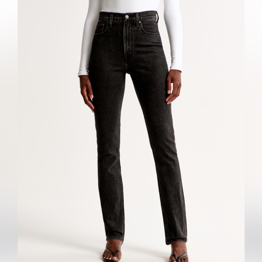 Abercrombie & Fitch The Slim straight jean black Denim 33 short Ultra high rise